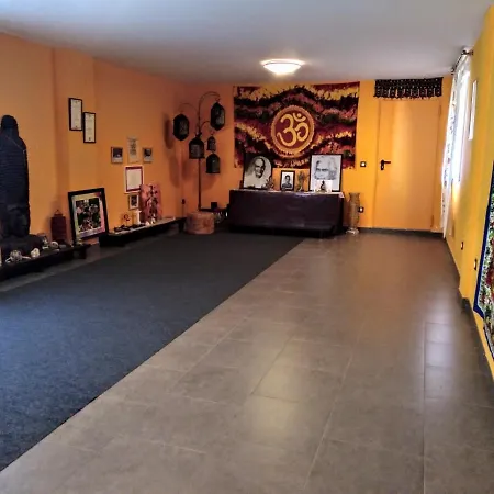 La Casa De Jesus Llandres 펜션 Husillos