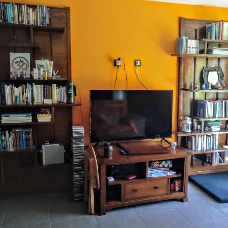 La Casa De Jesus Llandres