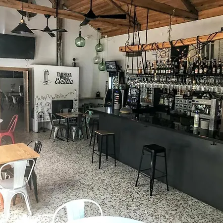 La Casa De Jesus Llandres * Husillos